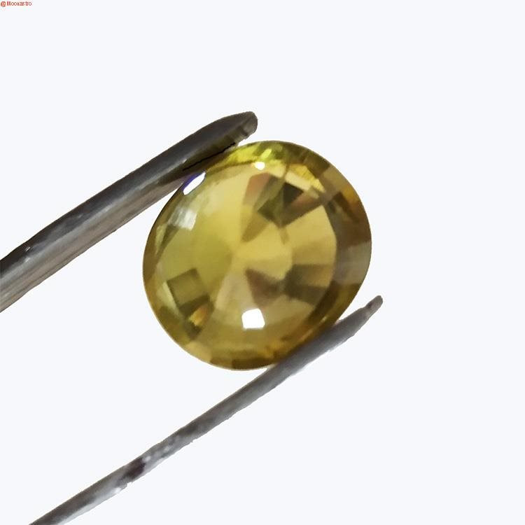 yellow sapphire – pukhraj (bangkok) small size super premium